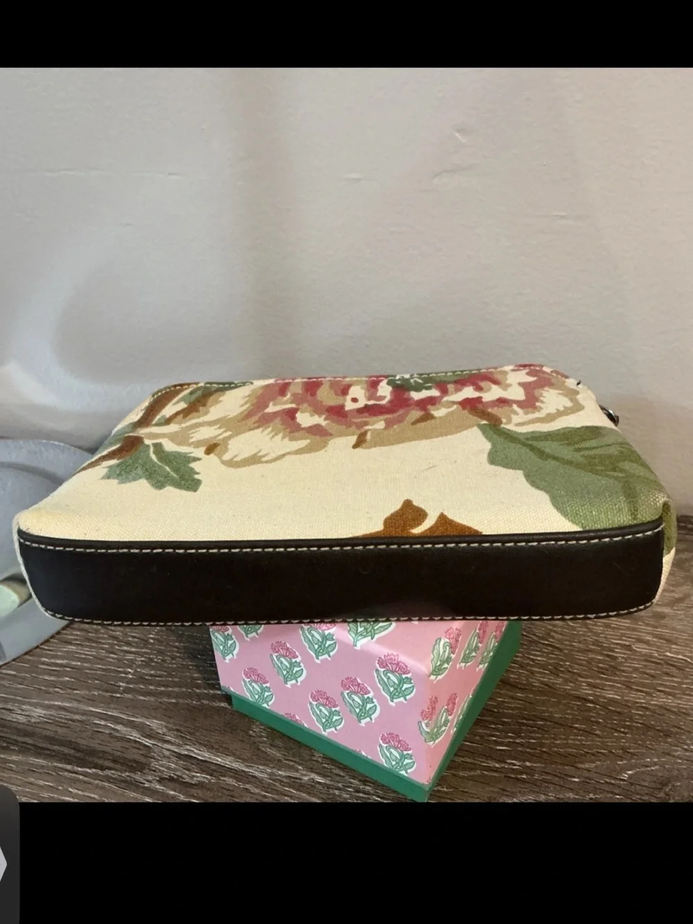 Floral Canvas Cosmetic Zip Bag Pouch in Cream and Pink Floral EUC